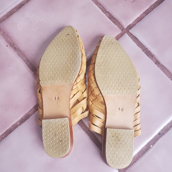 SOLD--Mihaleo Paloma Woven - Picture 10 of 10